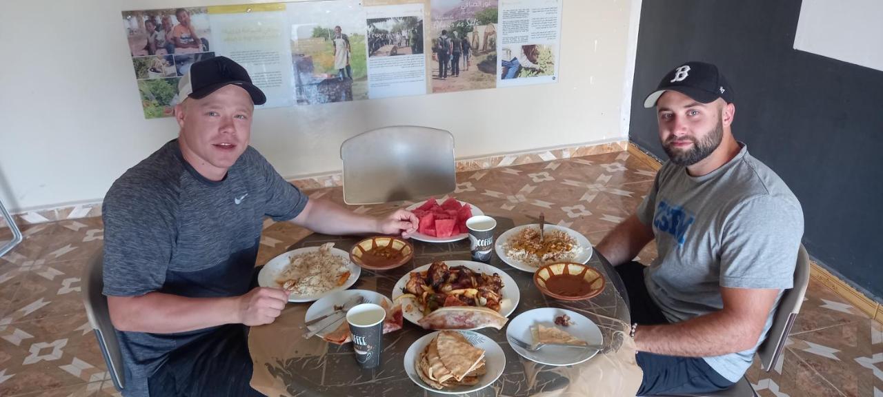 Safi Kitchen Hostel Gawr as-Safi Buitenkant foto
